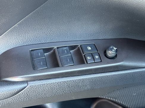 Used 2024 Toyota Camry SE FWD image 13