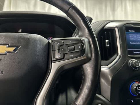 Used 2021 Chevrolet Silverado 1500 LT image 18