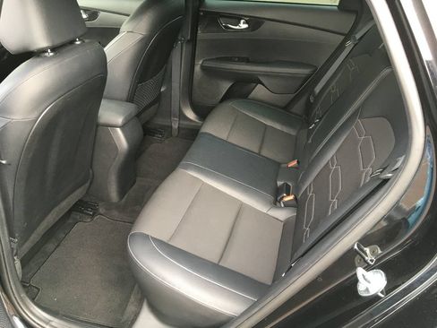 Used 2023 Kia Forte GT-Line w/ GT-Line Premium Package FWD image 27