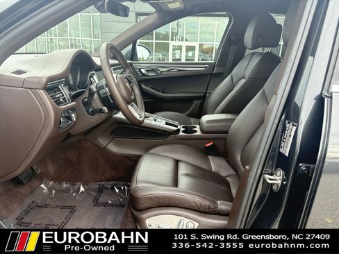 Used 2021 Porsche Macan S AWD/4WD image 7