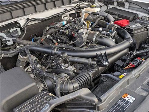 Used 2024 Ford Bronco Black Diamond image 22