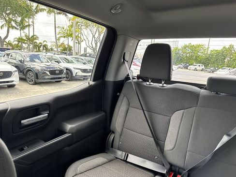 Used 2022 Chevrolet Silverado 1500 Custom image 18