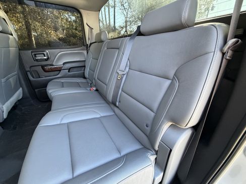 Used 2017 GMC Sierra 1500 SLT w/ SLT Premium Package image 8