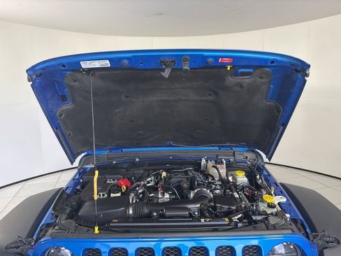 Used 2023 Jeep Wrangler Unlimited Sport AWD/4WD image 10