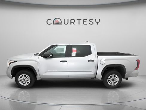 New 2025 Toyota Tundra SR5 image 9