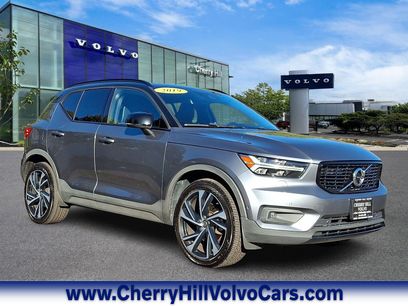 Used 2019 Volvo XC40 T5 R-Design