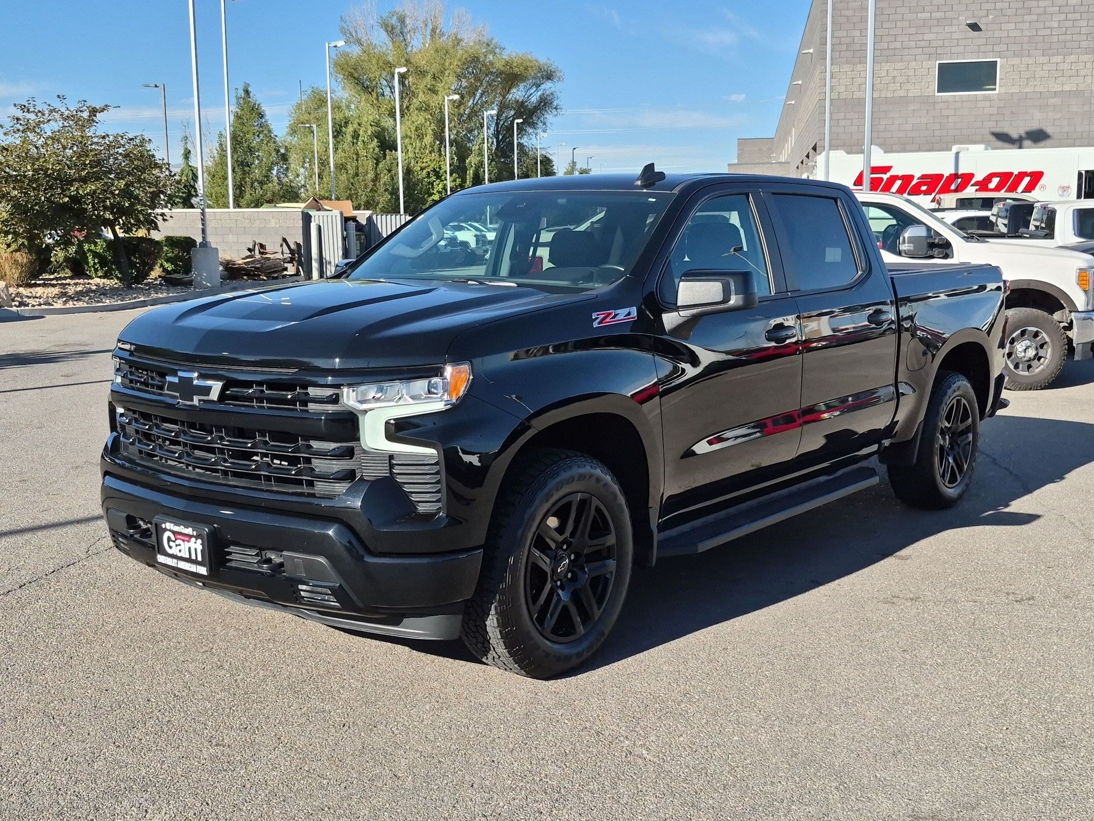 Used 2023 Chevrolet Silverado 1500 RST w/ Z71 Off-Road Package AWD/4WD image 8