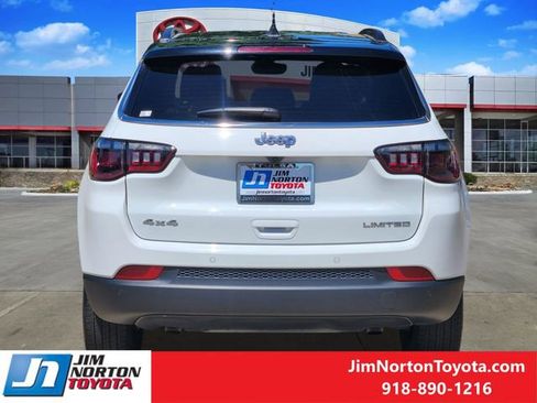 Used 2025 Jeep Compass Limited AWD/4WD image 6