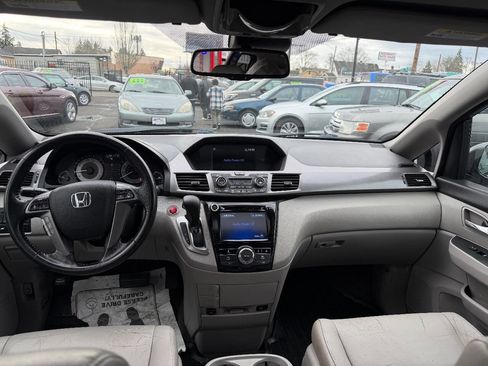 Used 2014 Honda Odyssey EX-L image 17