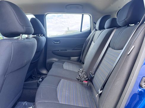 Used 2024 Nissan Leaf SV Plus image 11