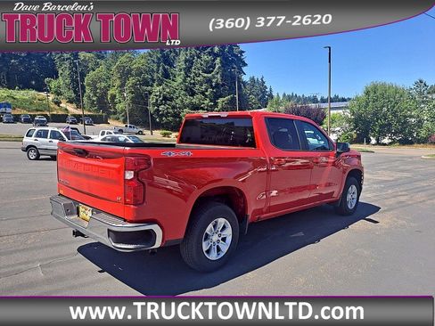 Used 2020 Chevrolet Silverado 1500 LT image 3