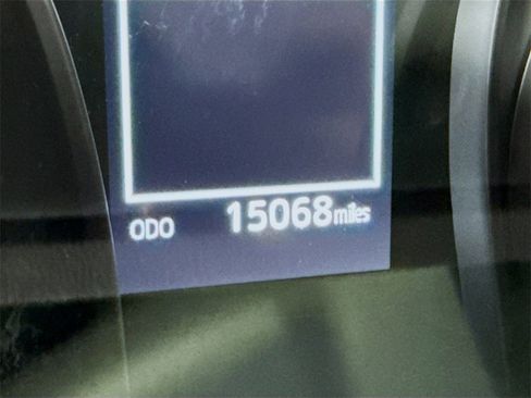 Certified 2024 Toyota Camry SE image 5