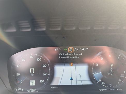 Used 2020 Volvo XC90 T5 Momentum w/ Protection Package image 15