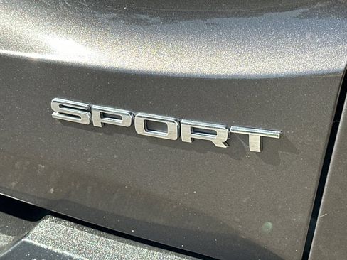 Used 2017 Jeep Renegade Sport w/ Power & Air Group FWD image 25