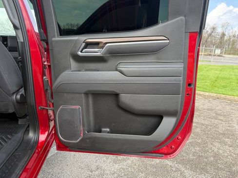 Used 2025 Chevrolet Silverado 1500 LT Trail Boss w/ Convenience Package II image 20