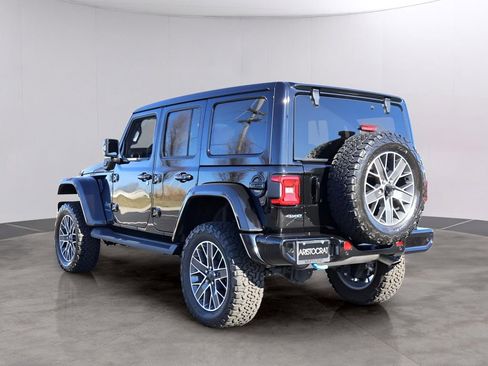 Used 2024 Jeep Wrangler High Altitude image 3