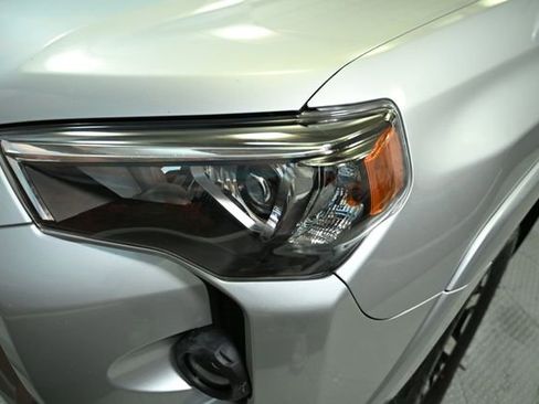 Used 2021 Toyota 4Runner TRD Off-Road Premium image 12