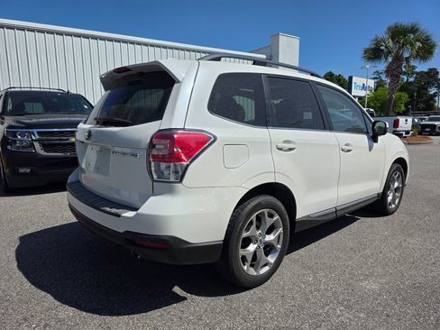 Used 2018 Subaru Forester 2.5i Touring w/ Popular Package #2 AWD/4WD image 4