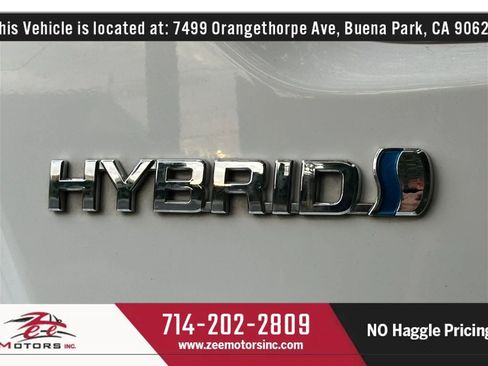 Used 2022 Toyota Corolla LE image 48