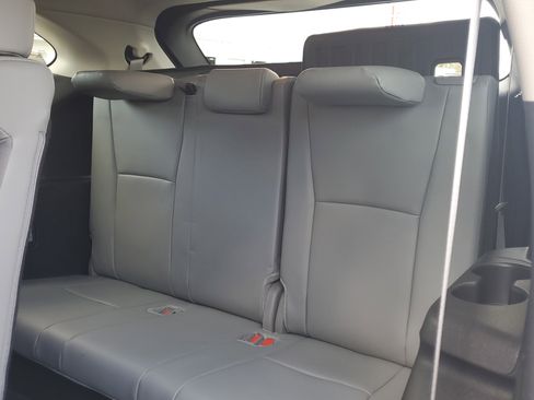 Used 2025 Toyota Highlander XLE image 14