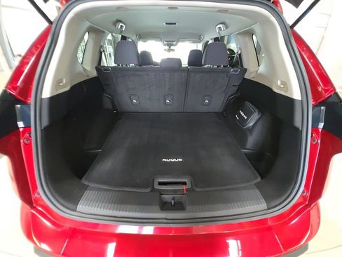 Used 2024 Nissan Rogue S AWD/4WD image 23