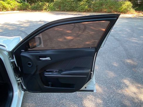 Used 2018 Dodge Charger R/T RWD image 50