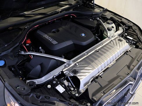 Used 2025 BMW X3 xDrive30i w/ Premium Package image 36