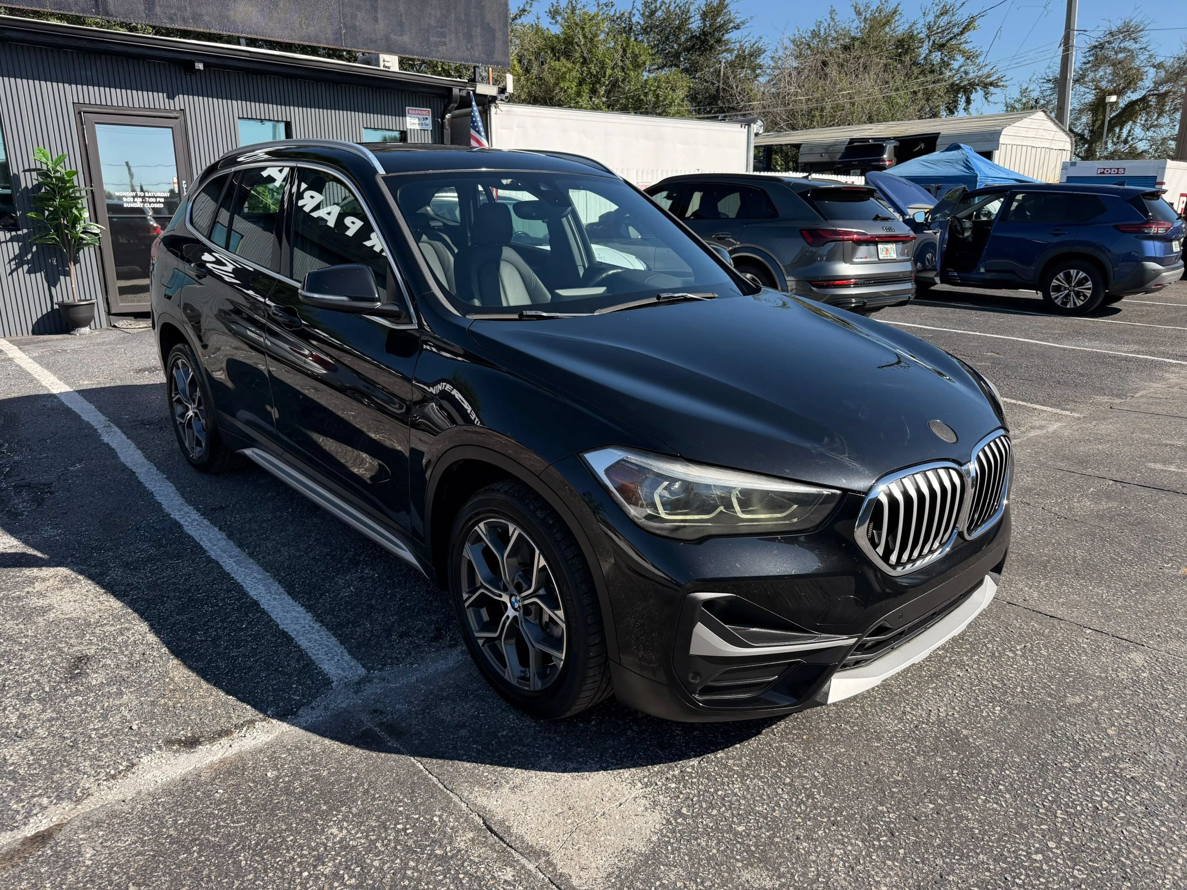 Used 2021 BMW X1 xDrive28i AWD/4WD image 3