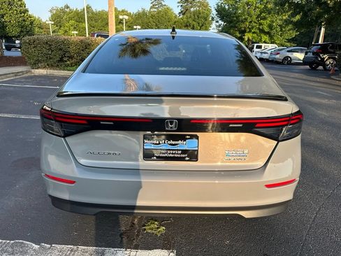 Used 2025 Honda Accord Sport image 4