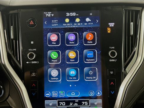Used 2025 Subaru Outback Premium image 19