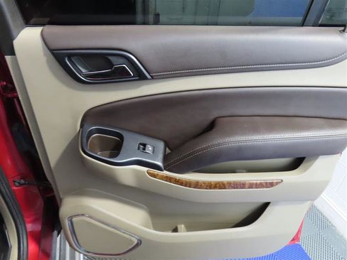 Used 2015 Chevrolet Suburban LTZ image 34