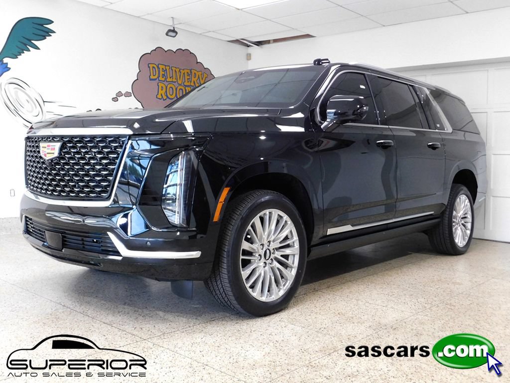 Used 2026 Cadillac Escalade ESV Luxury AWD/4WD image 1