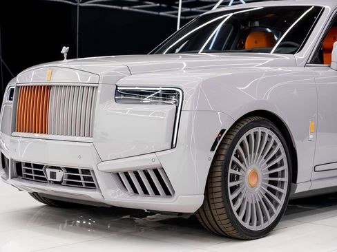 Used 2026 Rolls-Royce Cullinan image 4