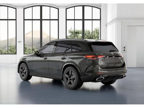 New 2026 Mercedes-Benz GLC 300 image 28