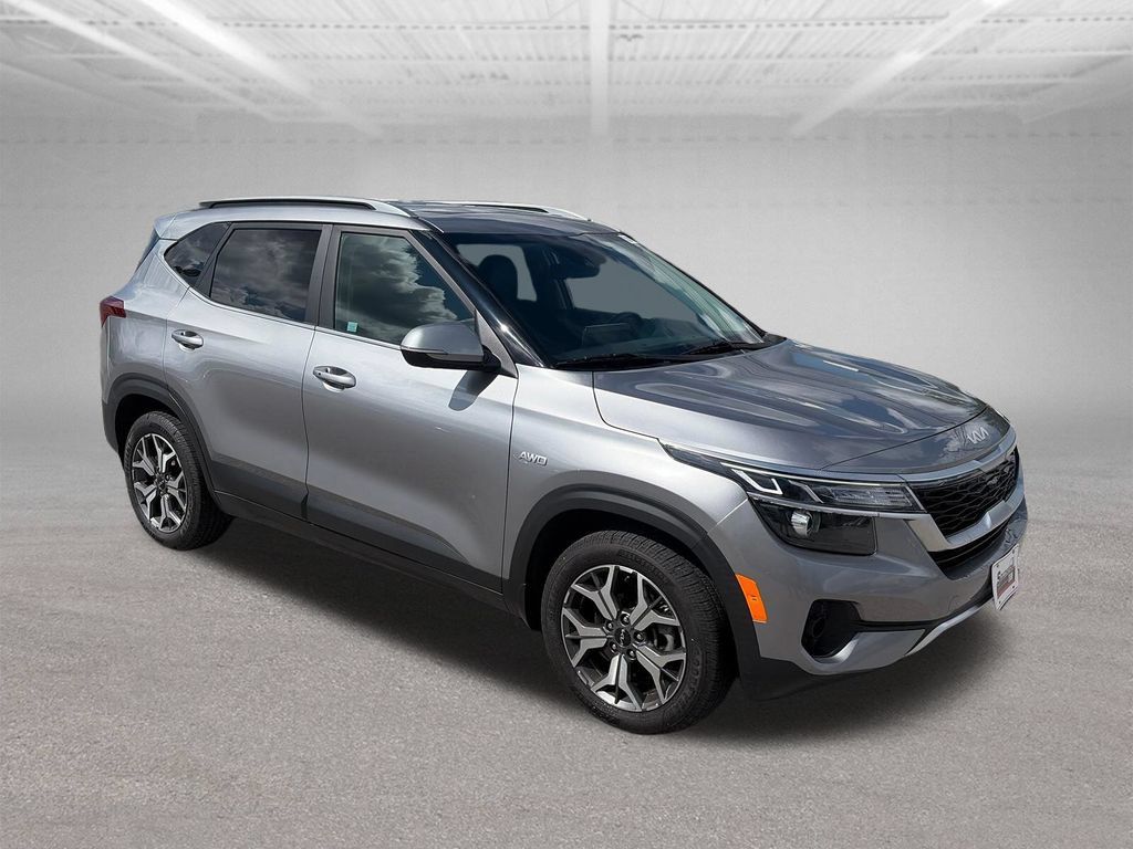 Used 2022 Kia Seltos EX AWD/4WD image 15