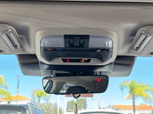 Certified 2025 Subaru Crosstrek 2.5i Limited w/ Crosstrek Mirror Package AWD/4WD image 14