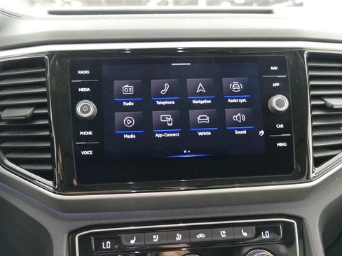 Used 2022 Volkswagen Atlas SEL Premium AWD/4WD image 18