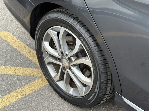 Used 2016 Mercedes-Benz C 300 4MATIC Sedan image 10