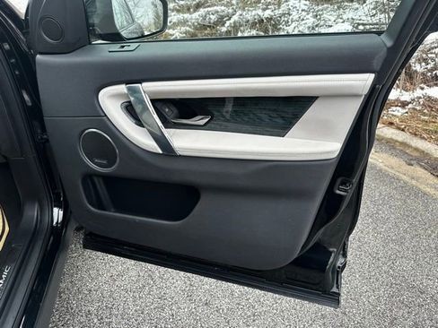 Certified 2023 Land Rover Discovery Sport SE R-Dynamic AWD/4WD image 15