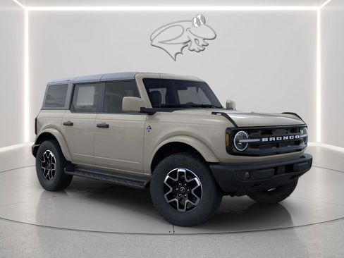 New 2026 Ford Bronco Outer Banks AWD/4WD image 7