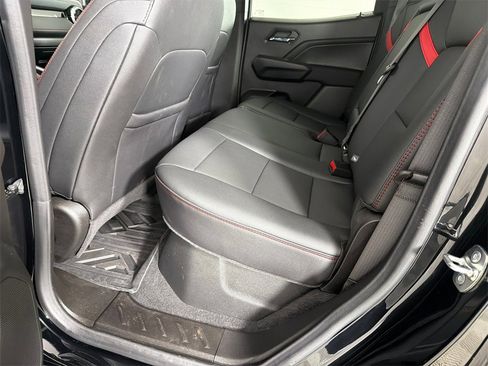 Used 2026 Chevrolet Colorado Z71 w/ Technology Package image 22