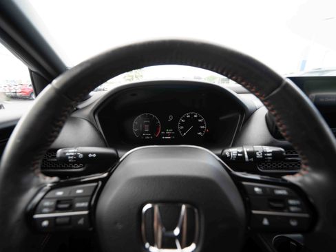 Used 2024 Honda HR-V Sport image 12