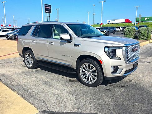 Used 2024 GMC Yukon Denali RWD image 7