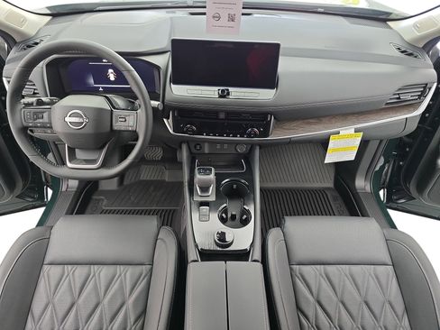 New 2026 Nissan Rogue Platinum AWD/4WD image 9