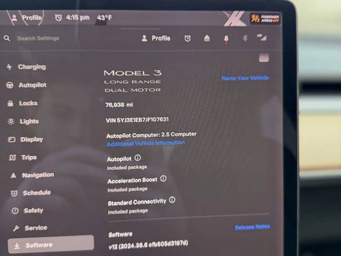 Used 2018 Tesla Model 3 Long Range image 19