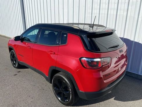 Used 2018 Jeep Compass Latitude w/ Popular Equipment Group image 3