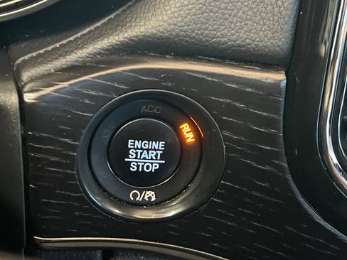Used 2021 Jeep Grand Cherokee High Altitude AWD/4WD image 24