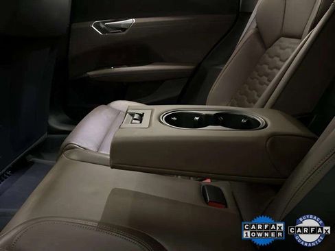 Used 2022 Audi e-tron GT Premium Plus image 67