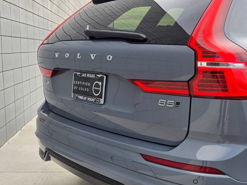 Certified 2024 Volvo XC60 B5 Plus AWD/4WD image 8