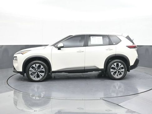 Used 2023 Nissan Rogue SV FWD image 8